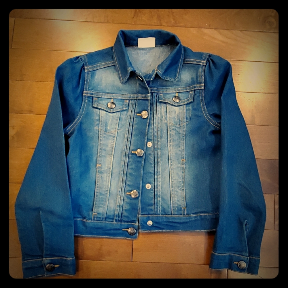Crazy 8 size 7/8 blue jean girls jacket.